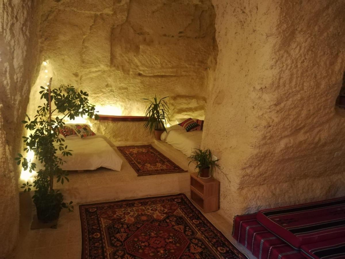 الجاية 7 Caves Hotel المظهر الخارجي الصورة